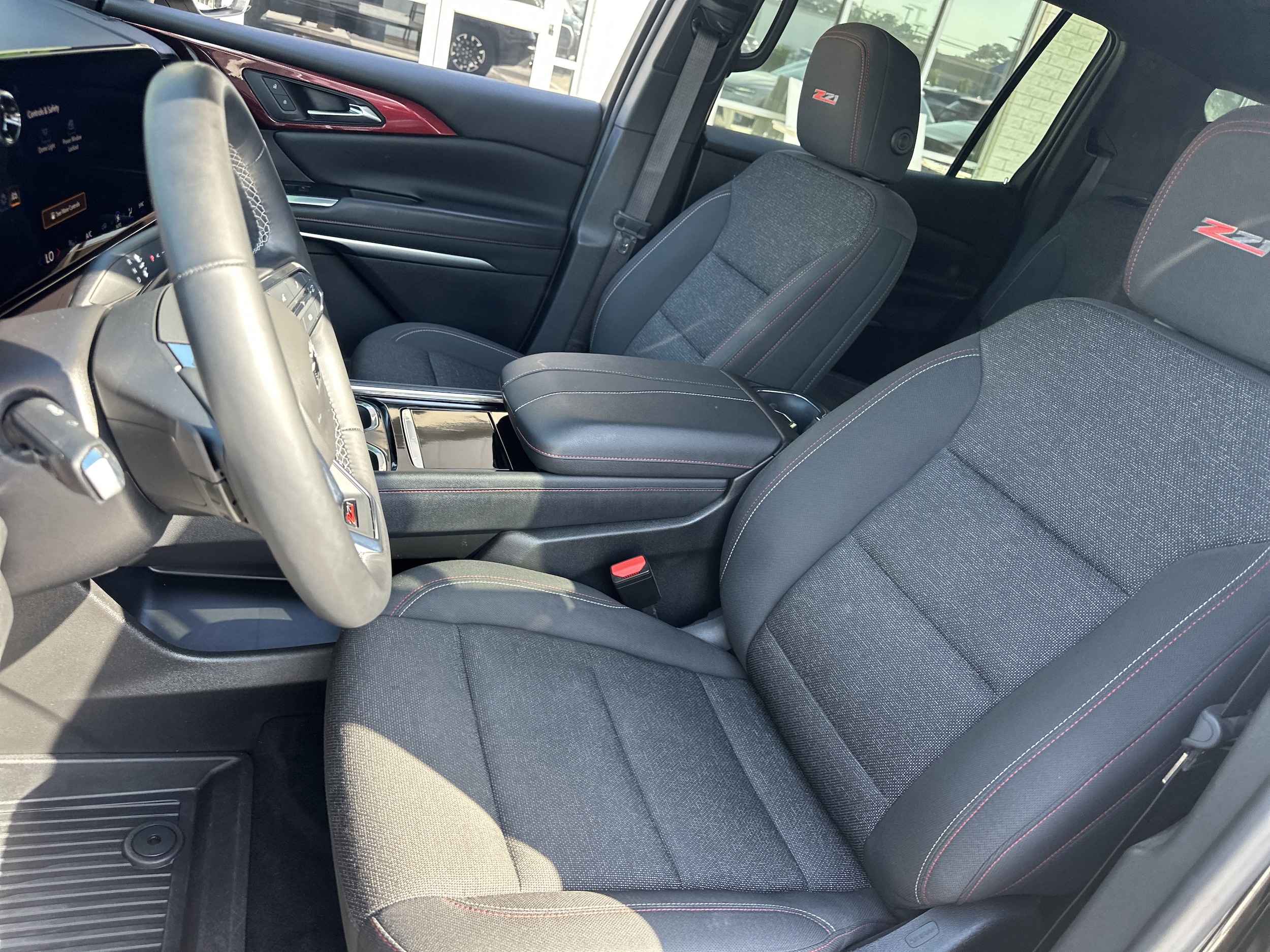 2024 Chevrolet Traverse Z71 - Photo 11