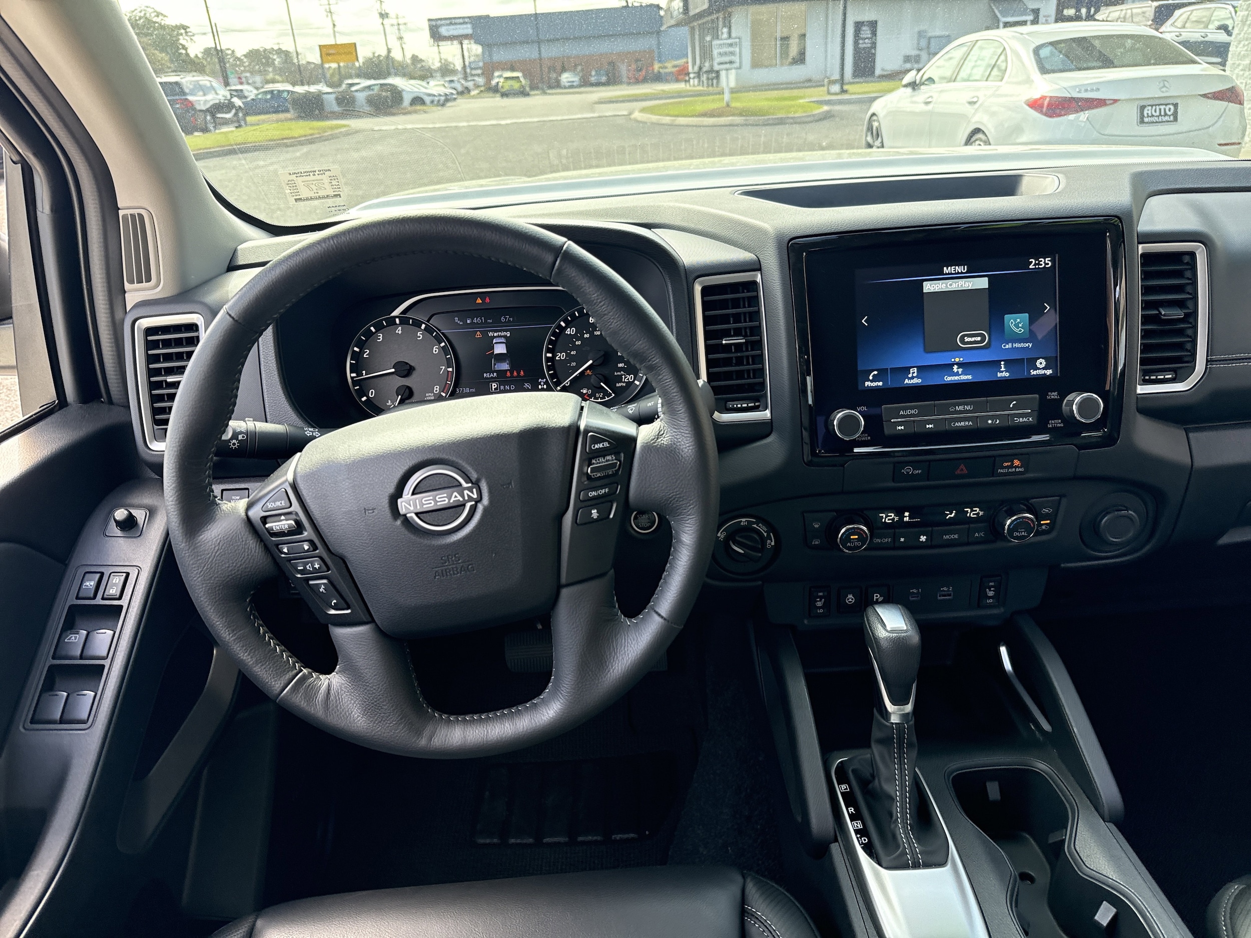 2024 Nissan Frontier SL - Photo 15