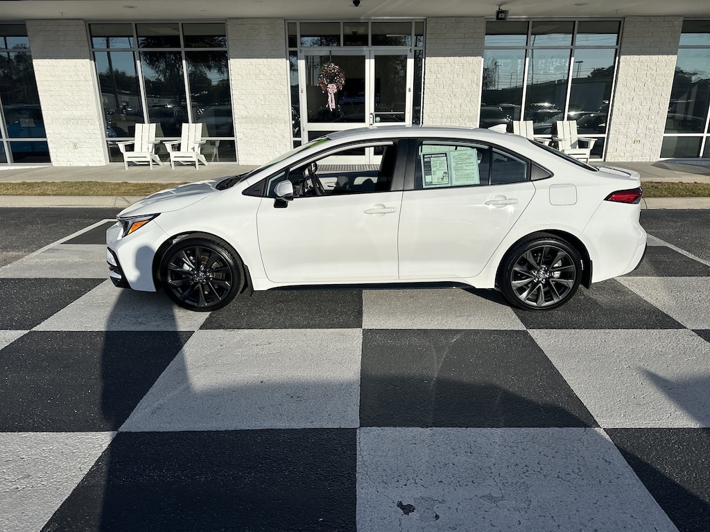 Used 2026 Toyota Corolla SE Sedan