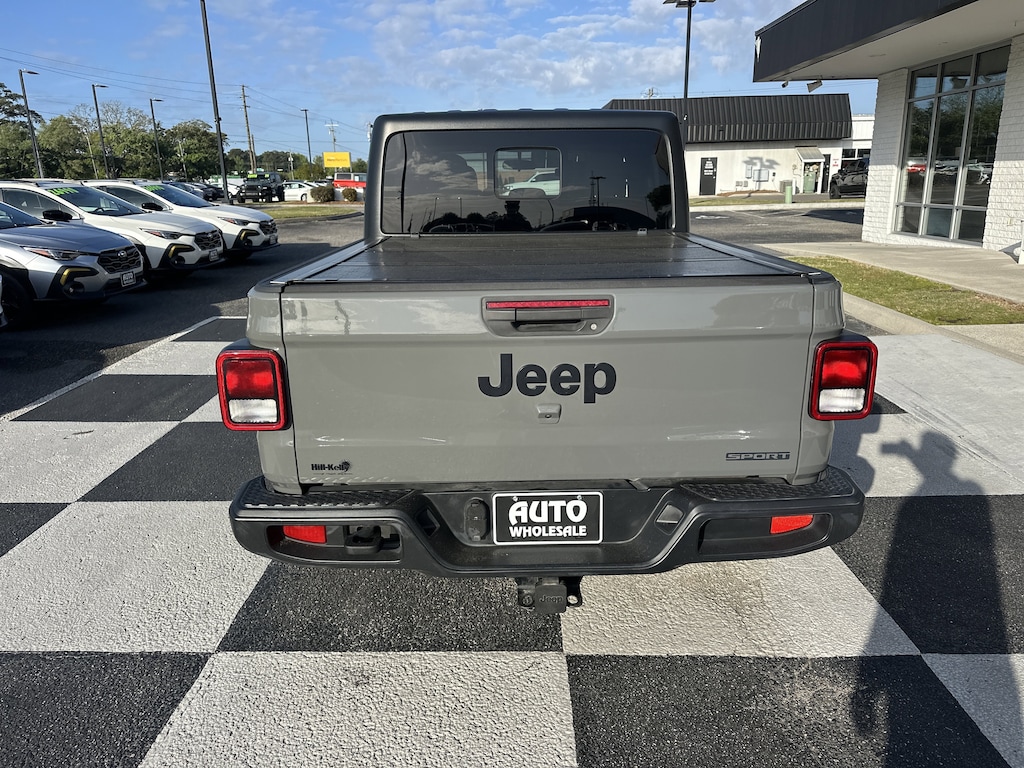 Used 2021 Jeep Gladiator Sport Truck Crew Cab