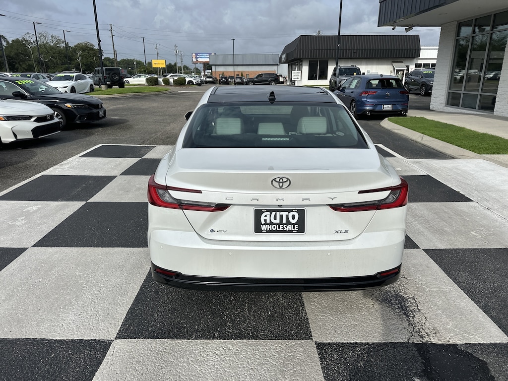 Used 2025 Toyota Camry XLE Sedan