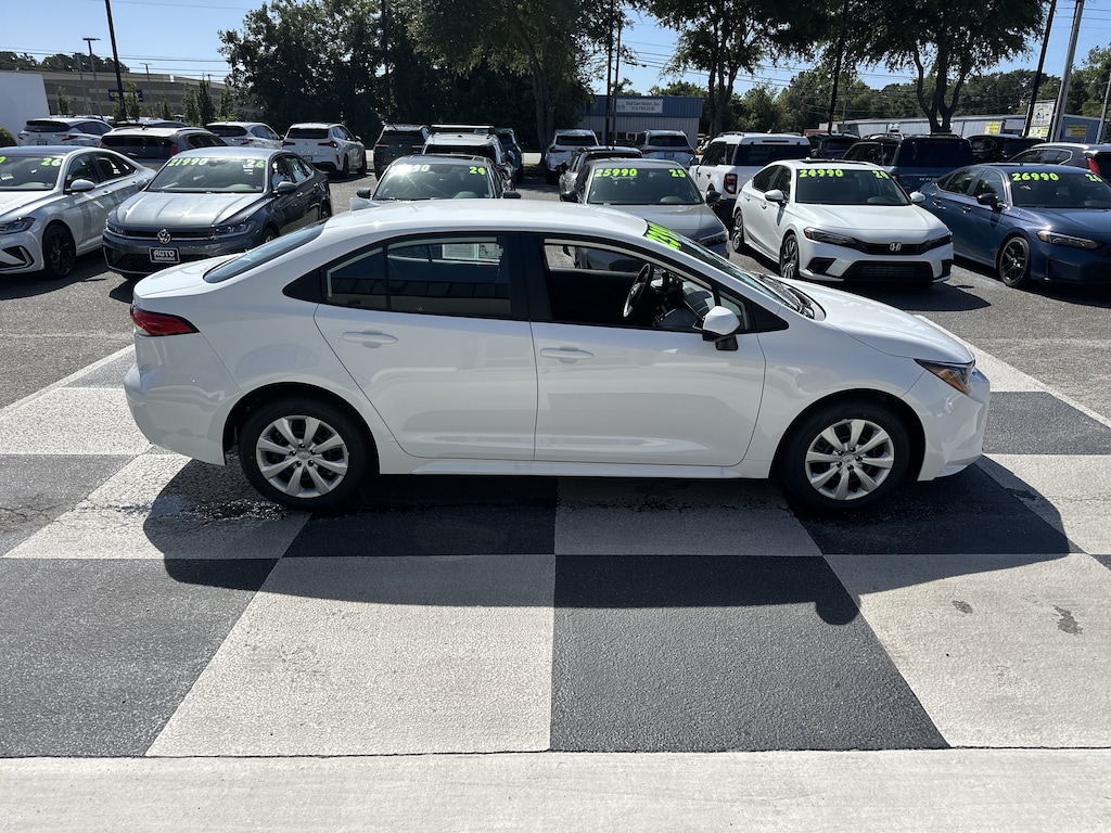 Used 2026 Toyota Corolla LE Sedan