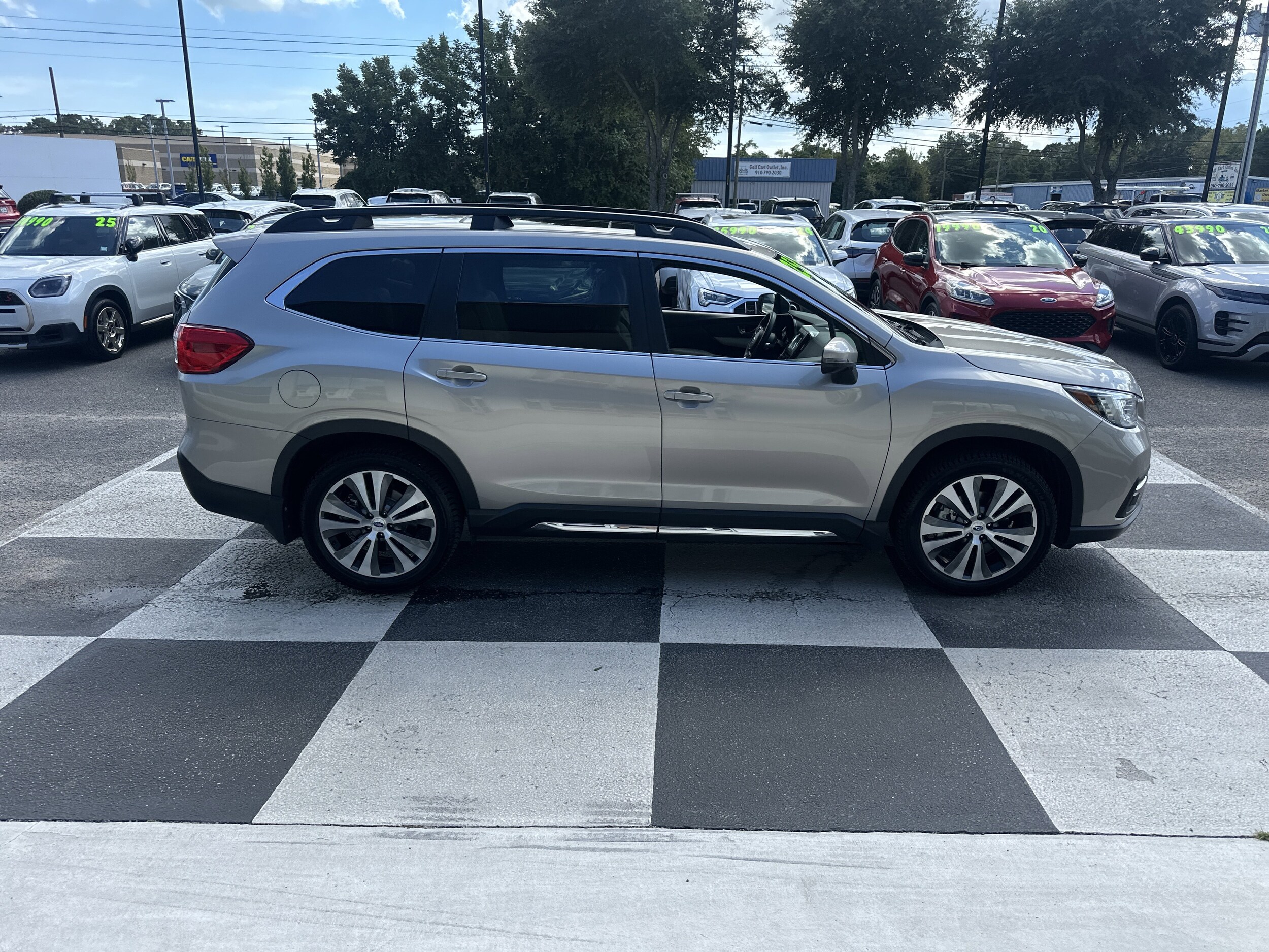 2020 Subaru Ascent Limited photo 3