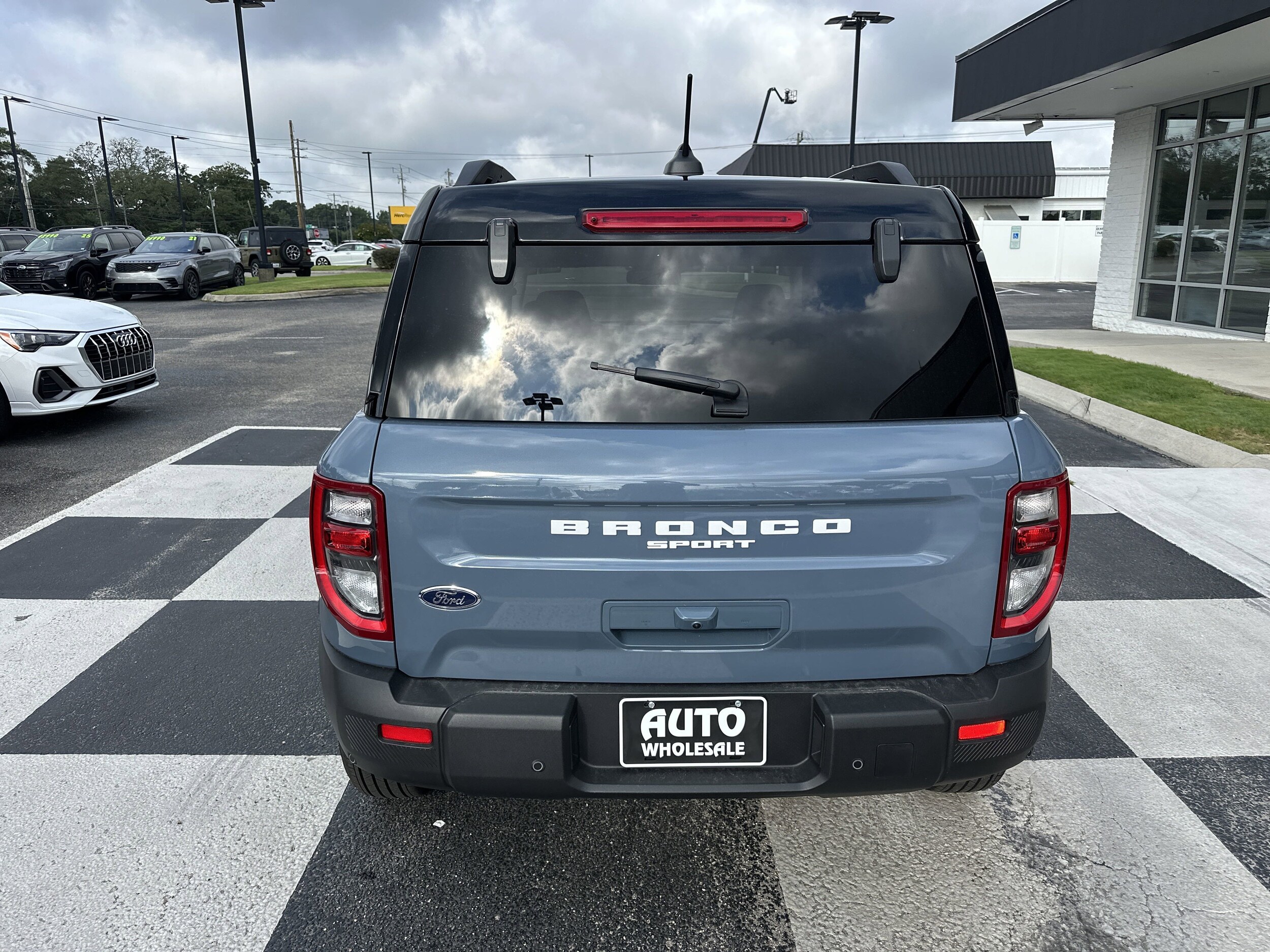 2025 Ford Bronco Sport Outer Banks photo 4