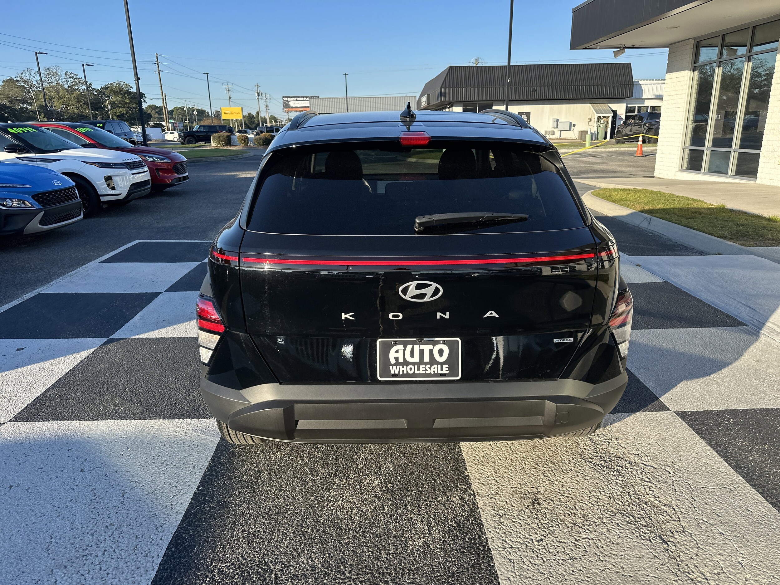 2024 Hyundai Kona SEL photo 3