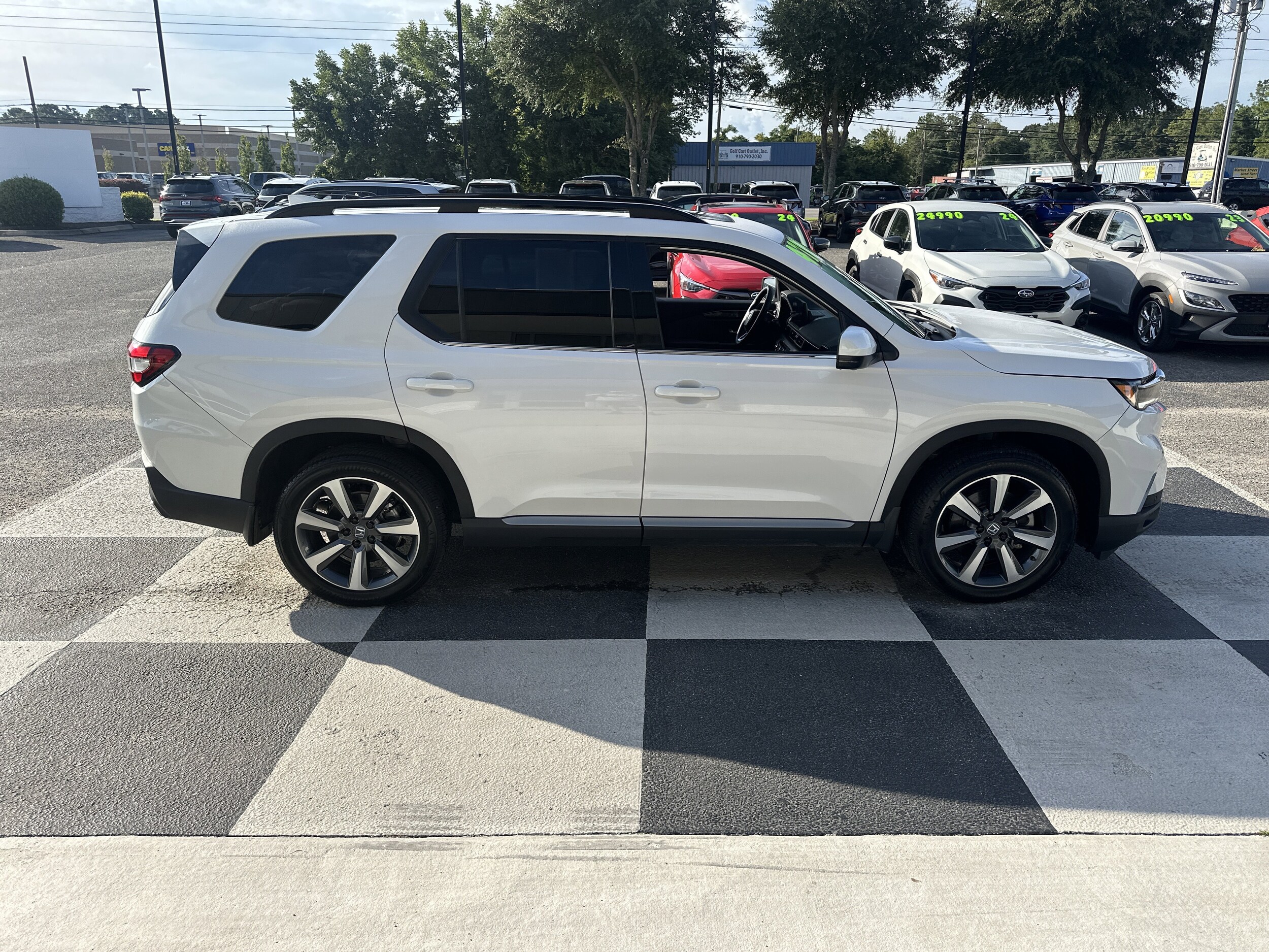 2025 Honda Pilot Elite photo 3