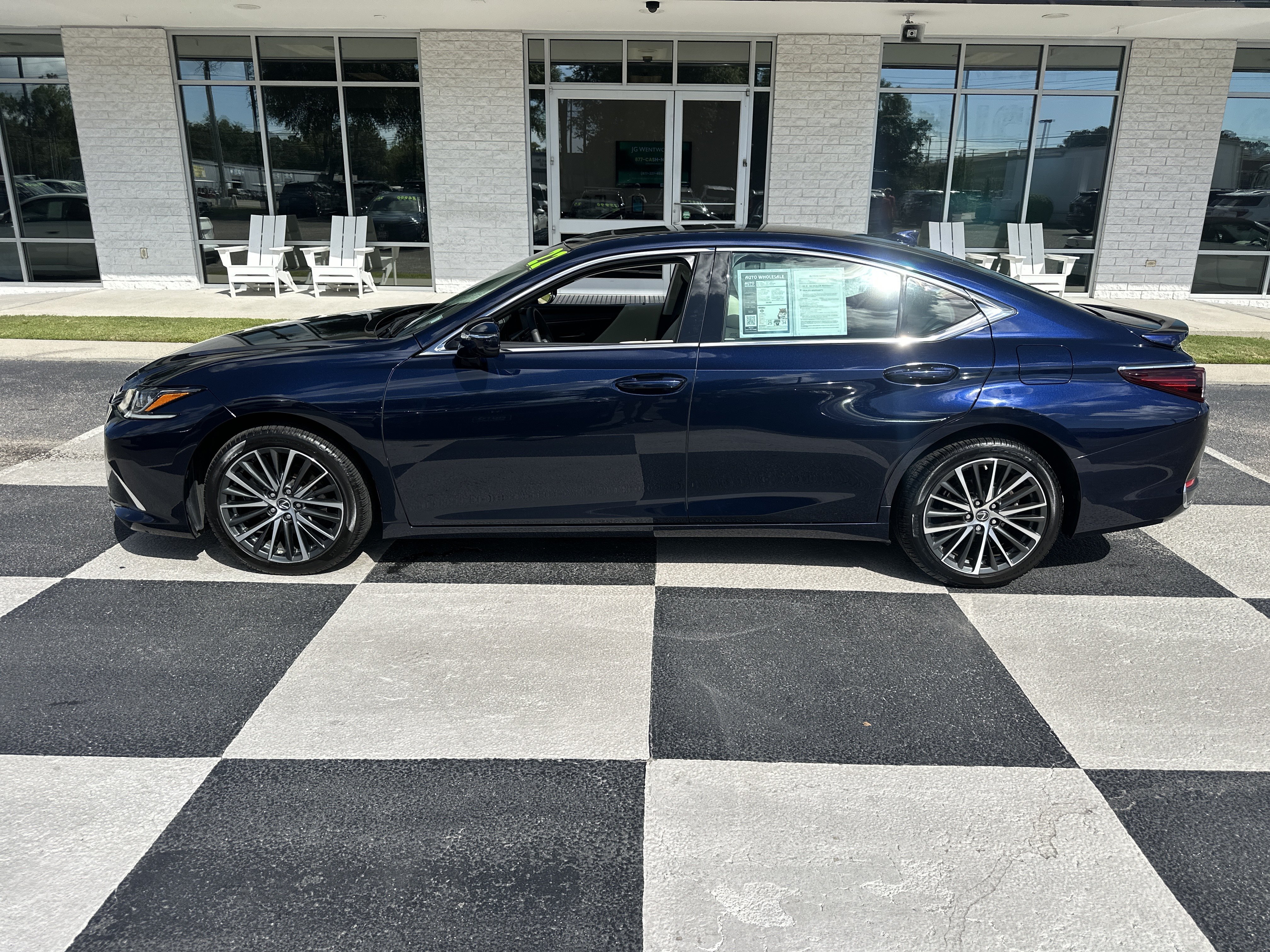 Used 2022 Lexus ES 250 Luxury Sedan