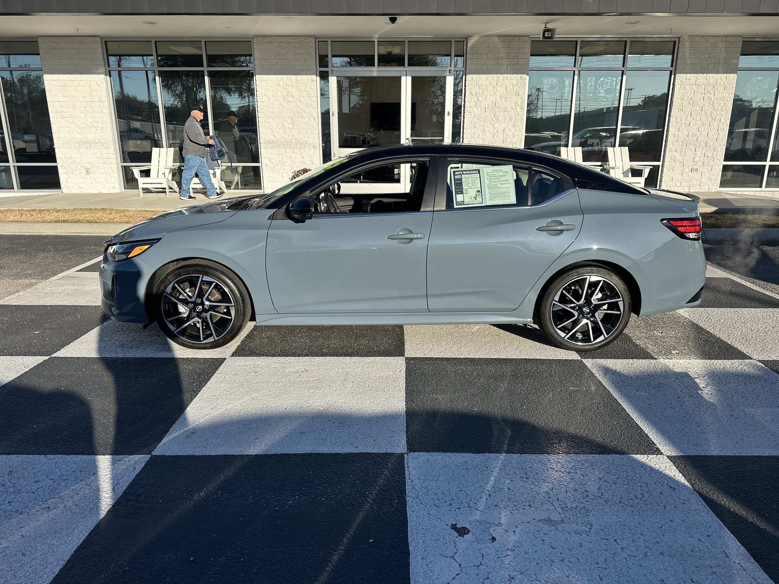 2025 Nissan Sentra SR's photo