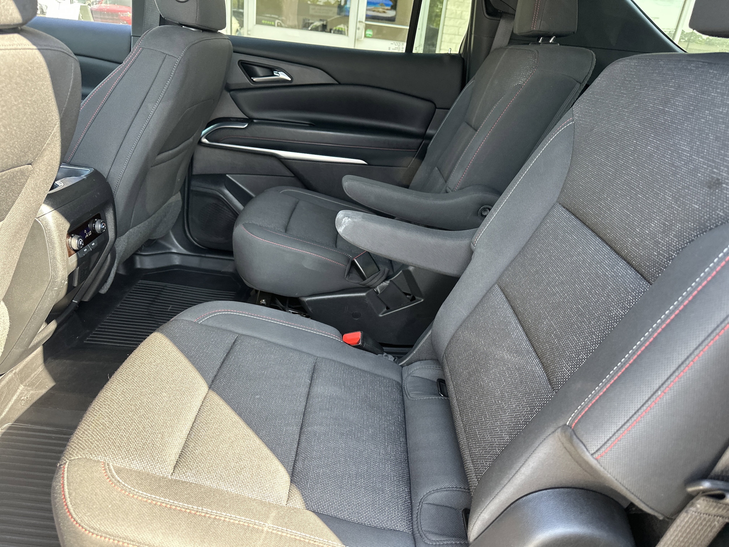 2024 Chevrolet Traverse Z71 - Photo 13