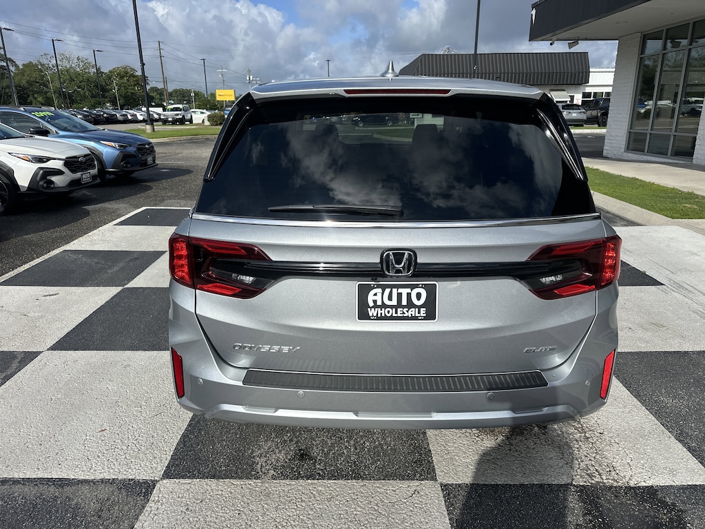 Used 2025 Honda Odyssey Elite Van