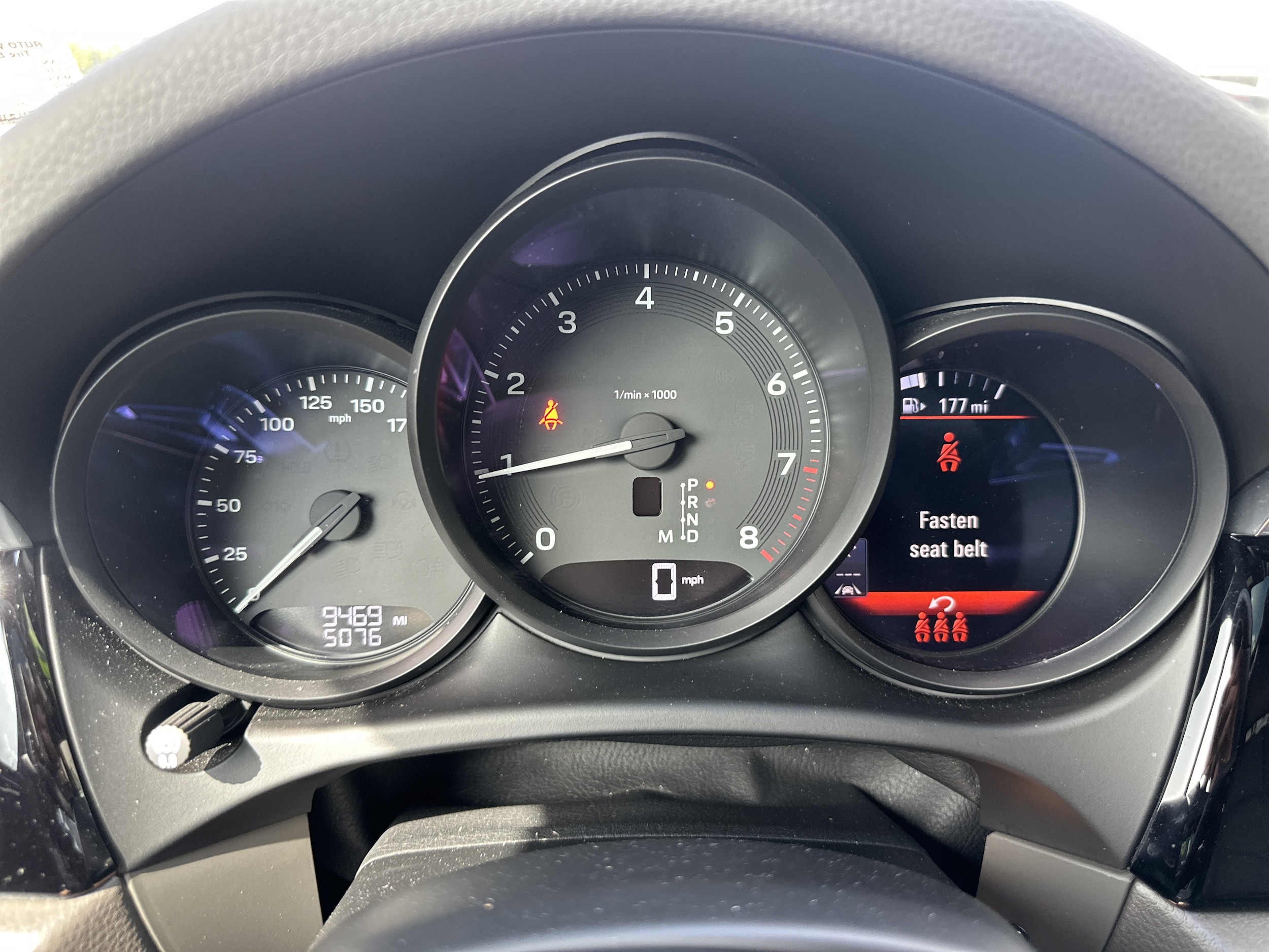 2025 Porsche Macan T - Photo 16