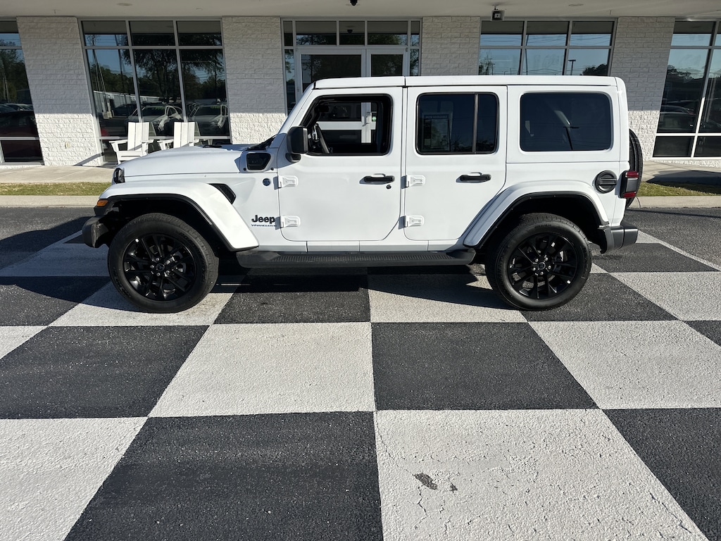Used 2025 Jeep Wrangler 4xe Sahara SUV