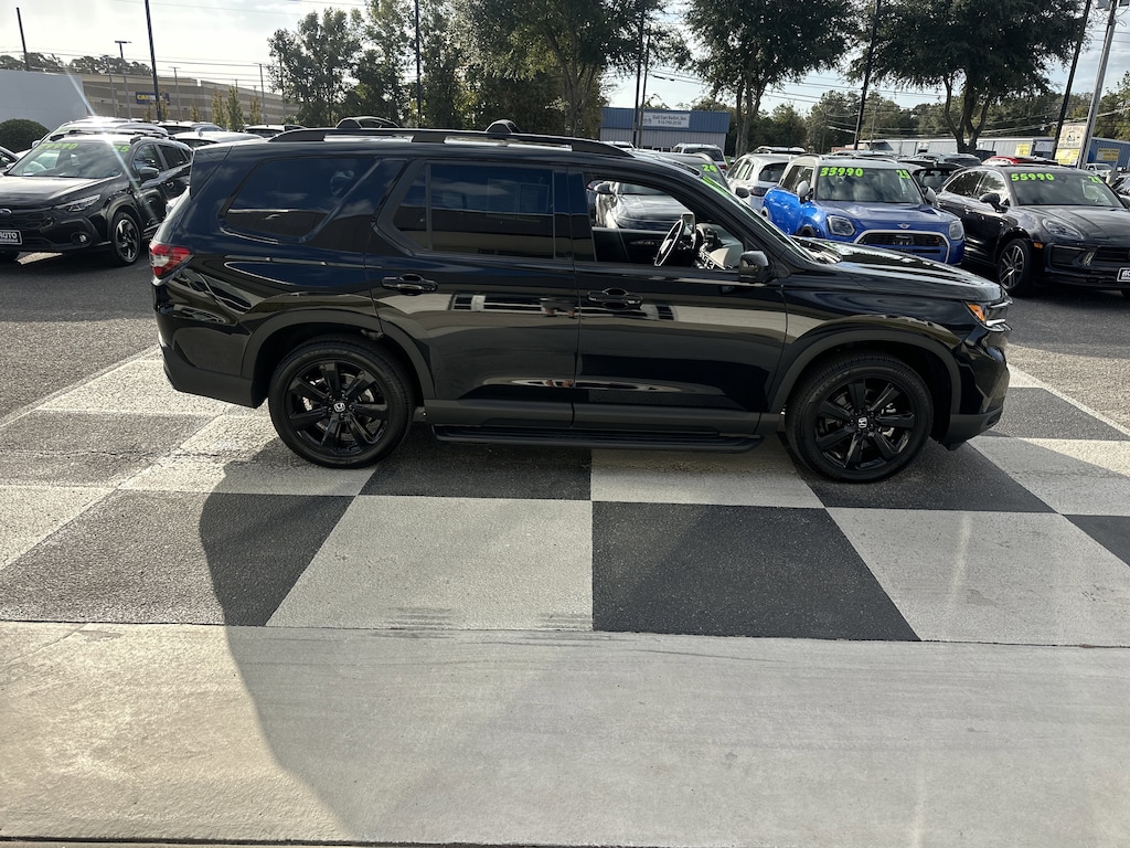 Used 2025 Honda Pilot Black Edition SUV
