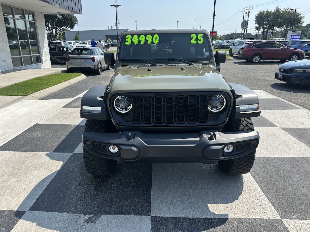 Used 2025 Jeep Wrangler Sport SUV