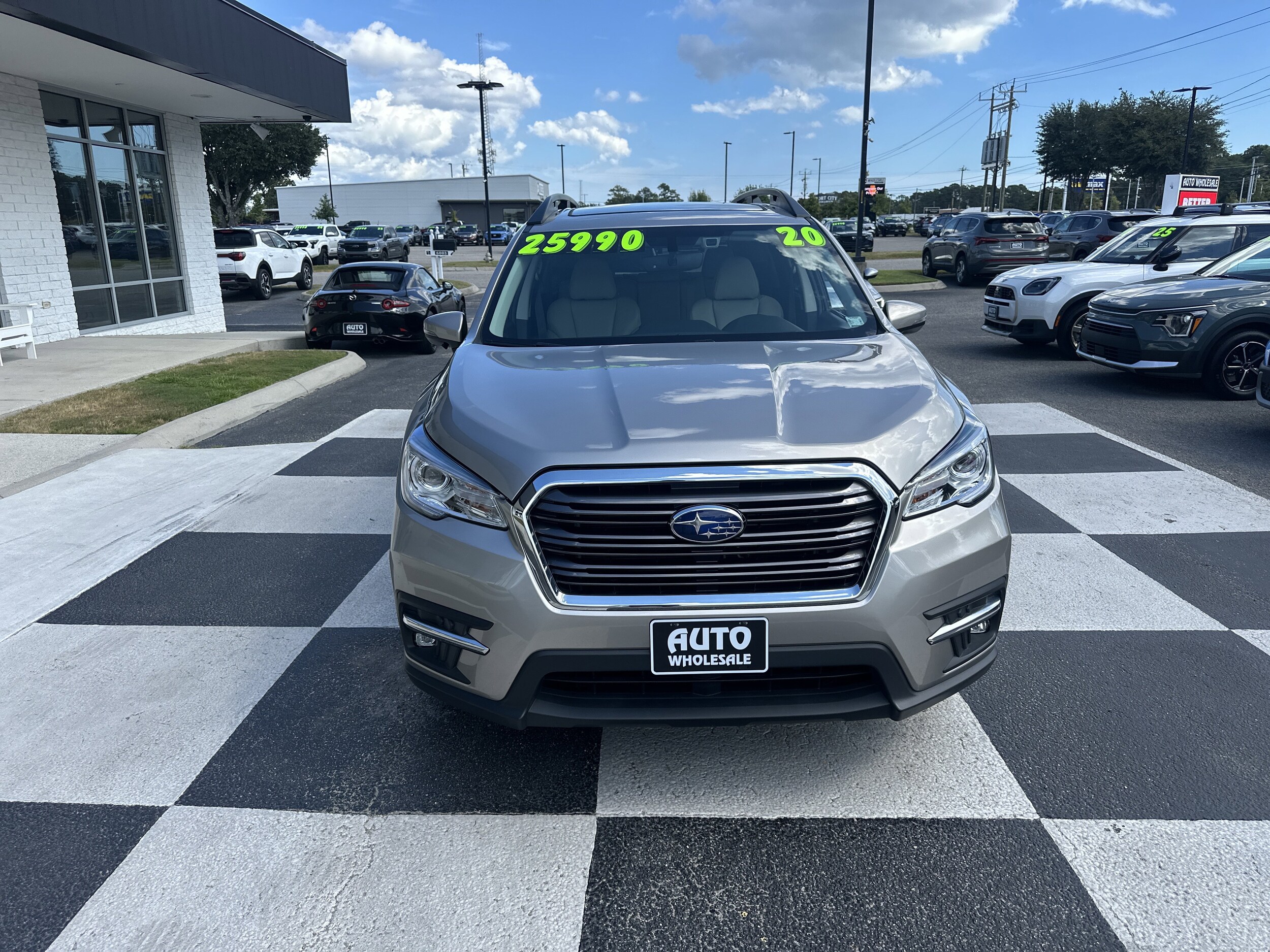 2020 Subaru Ascent Limited photo 2