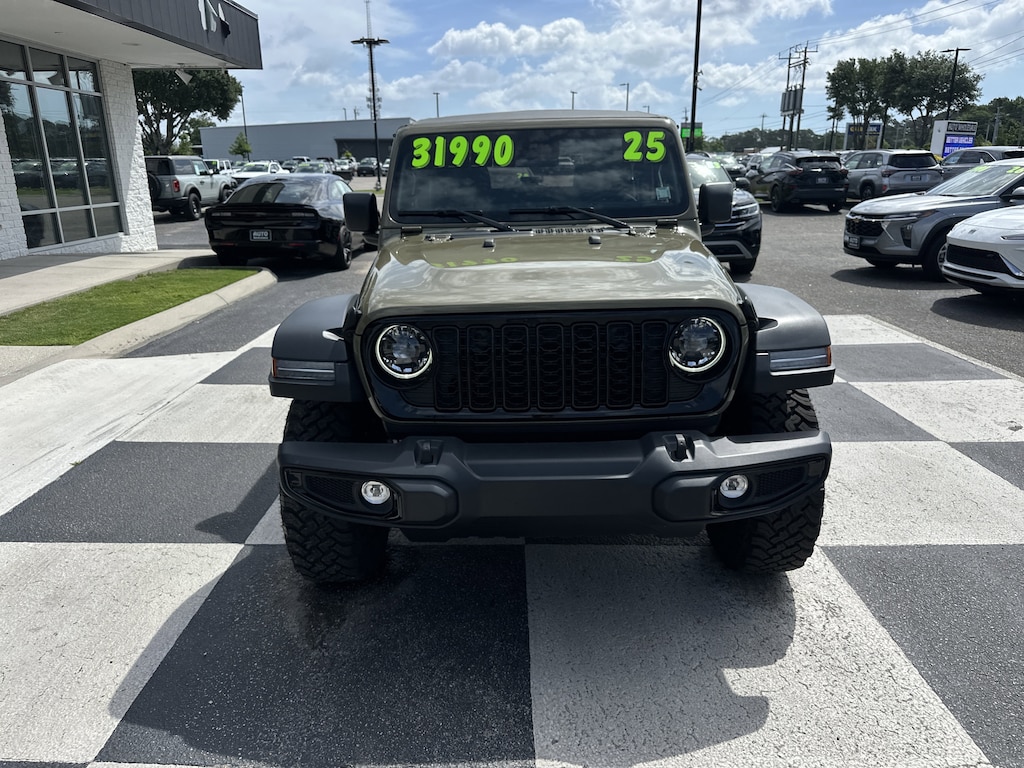 Used 2025 Jeep Wrangler Sport SUV