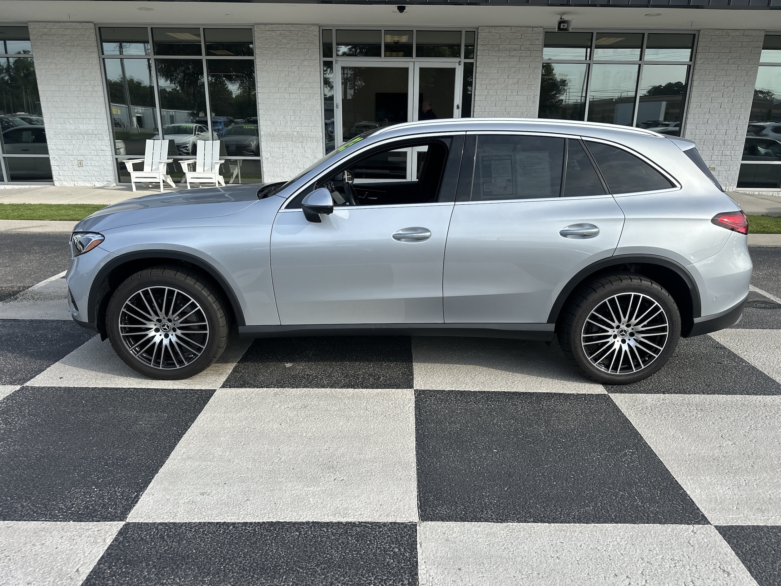 2023 Mercedes-Benz GLC