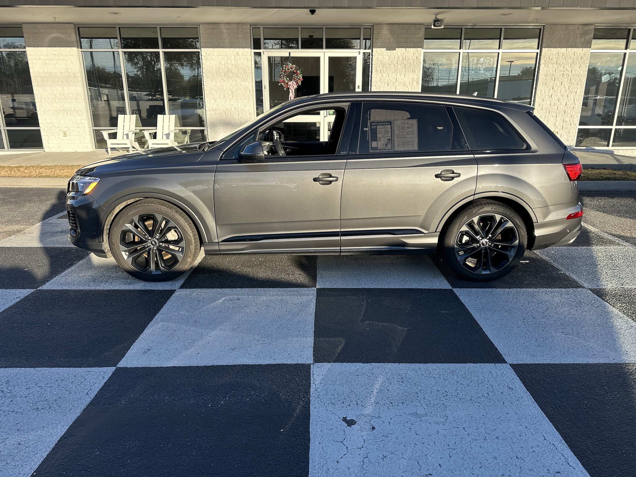 2025 Audi Q7 Prestige's photo