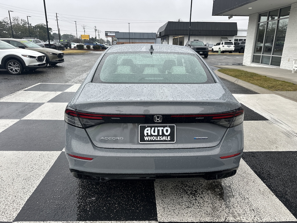 Used 2025 Honda Accord Hybrid EX-L Sedan