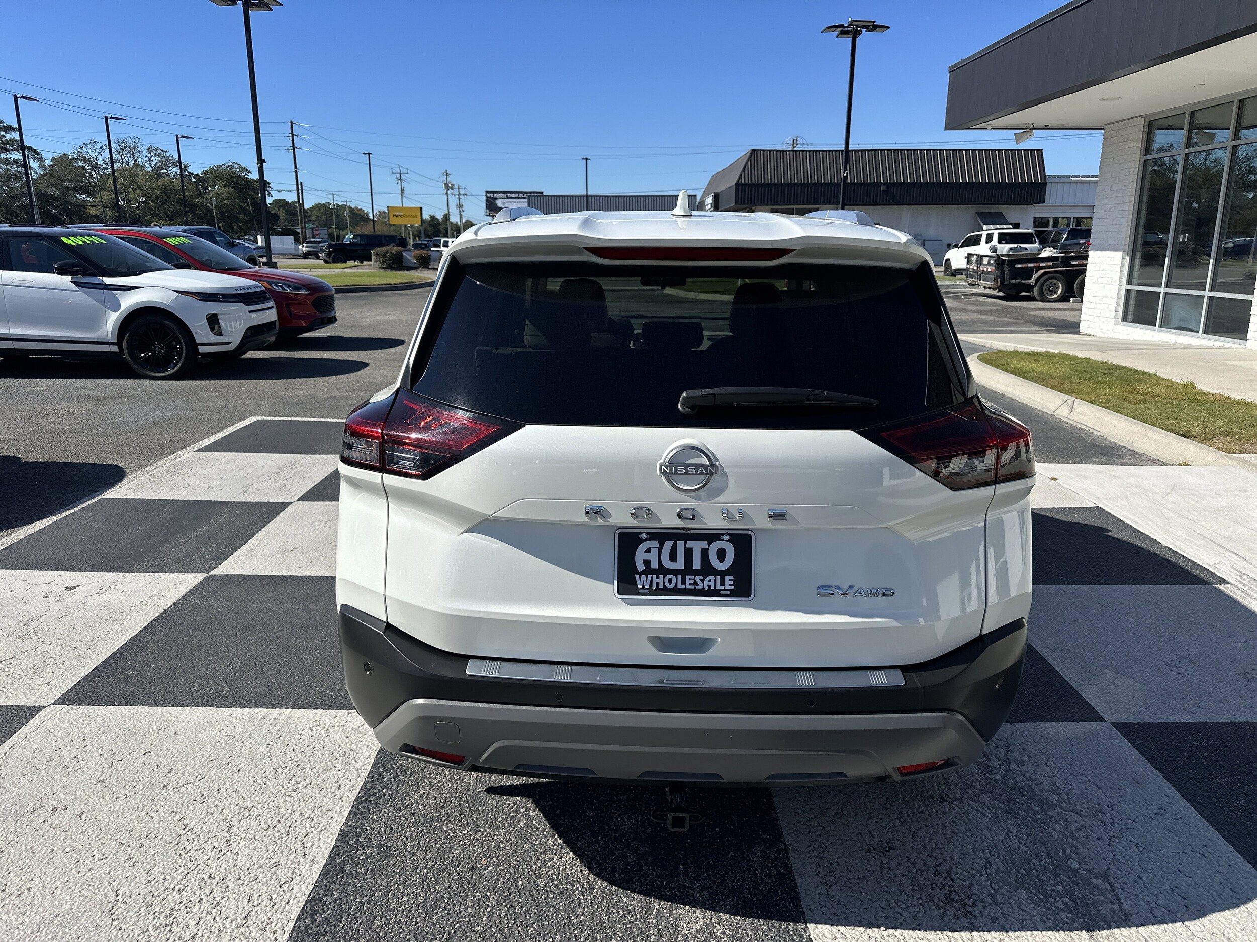 2022 Nissan Rogue SV photo 4