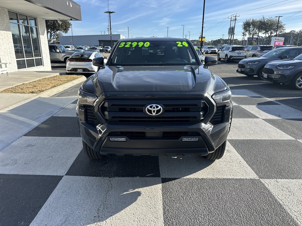 Used 2024 Toyota Tacoma SR5 Truck Double Cab