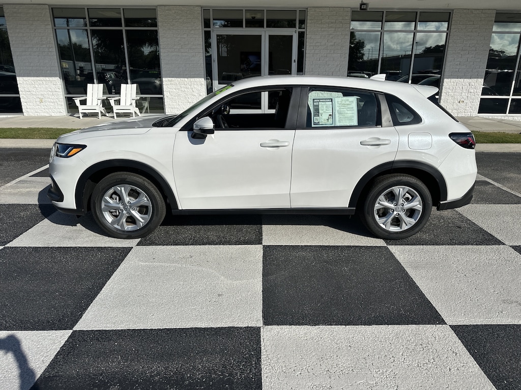 Used 2025 Honda HR-V LX SUV