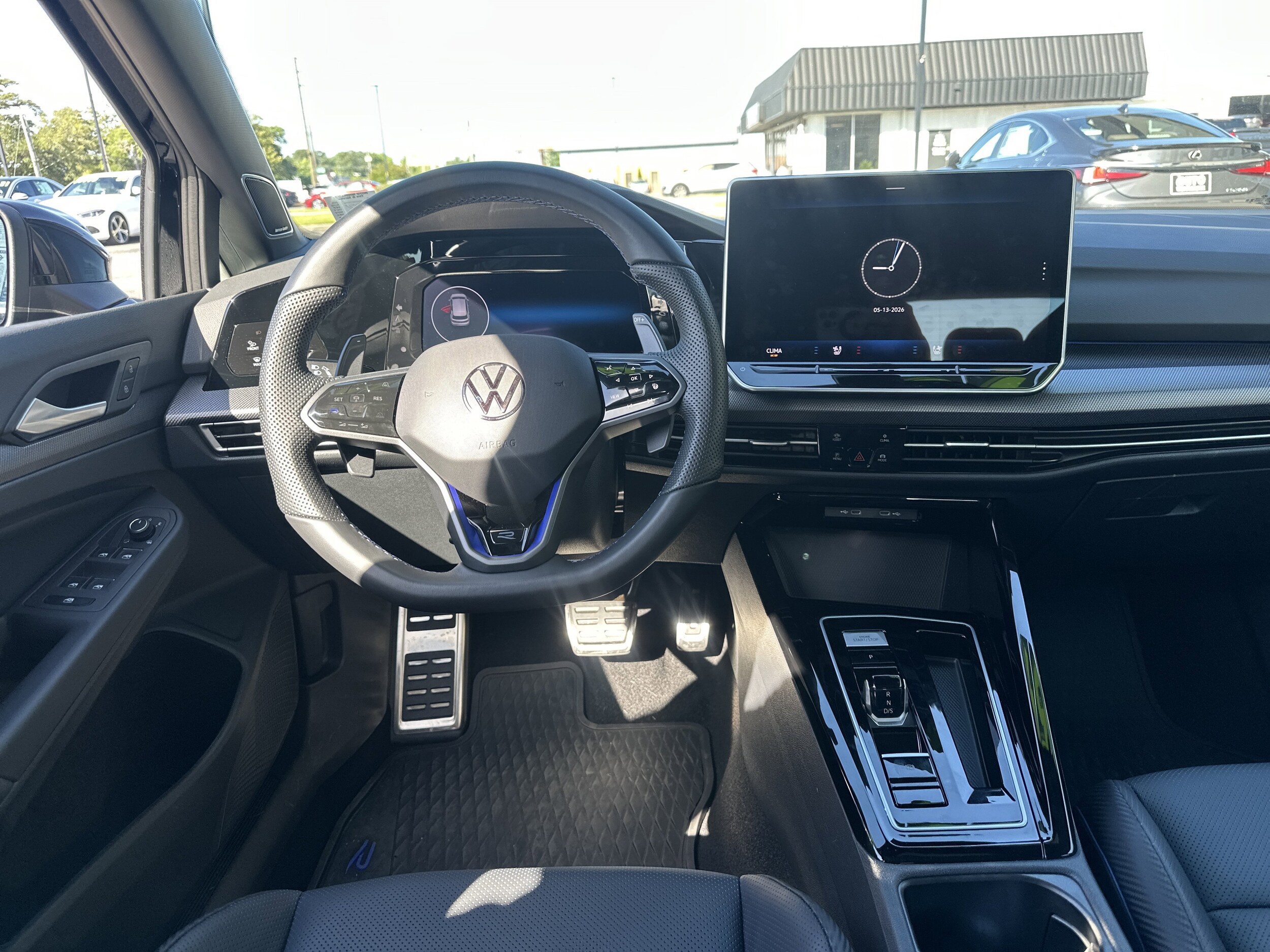 2026 Volkswagen Golf R R - Photo 10