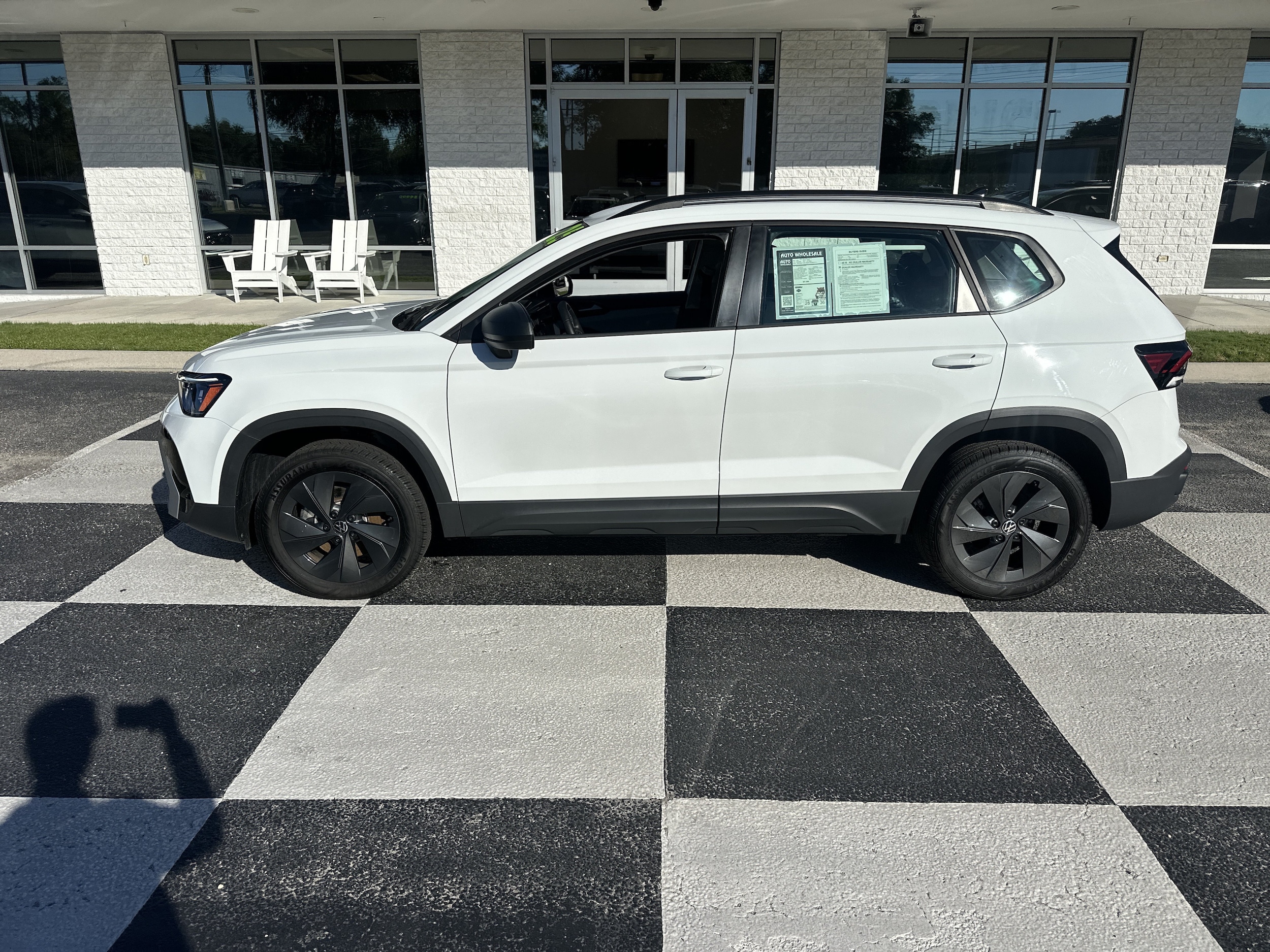 2025 Volkswagen Taos
