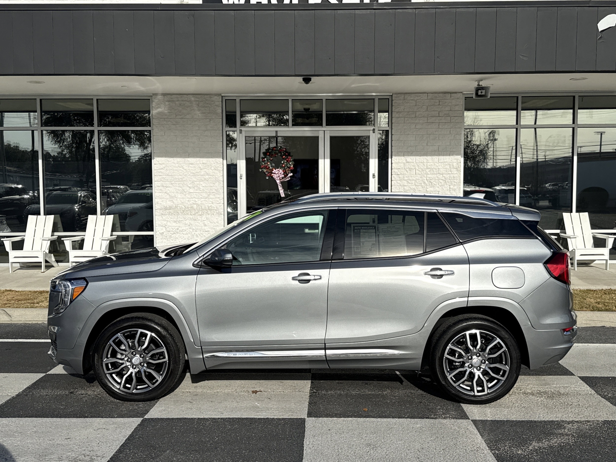 2024 GMC Terrain Denali's photo