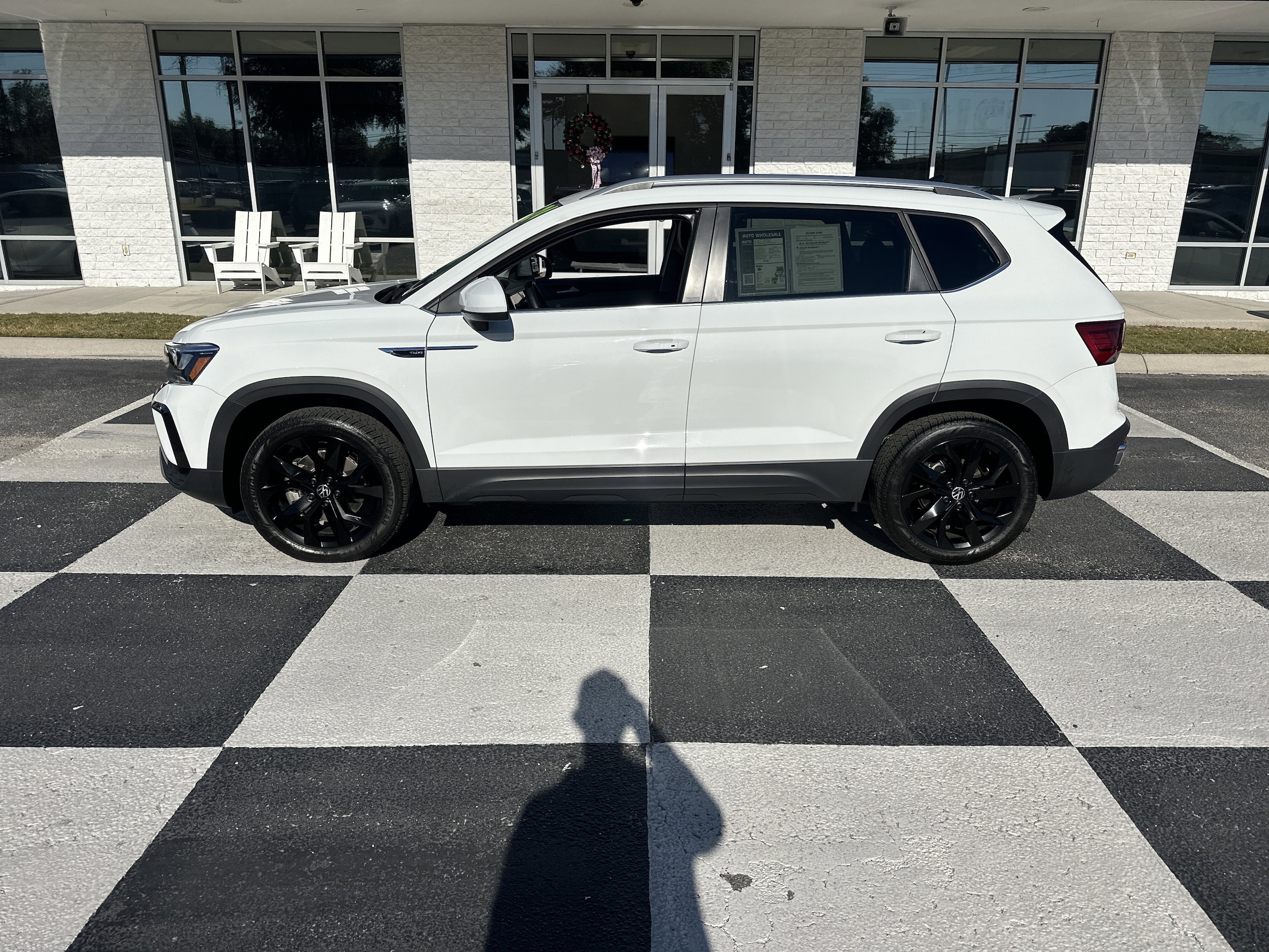 2024 Volkswagen Taos SE