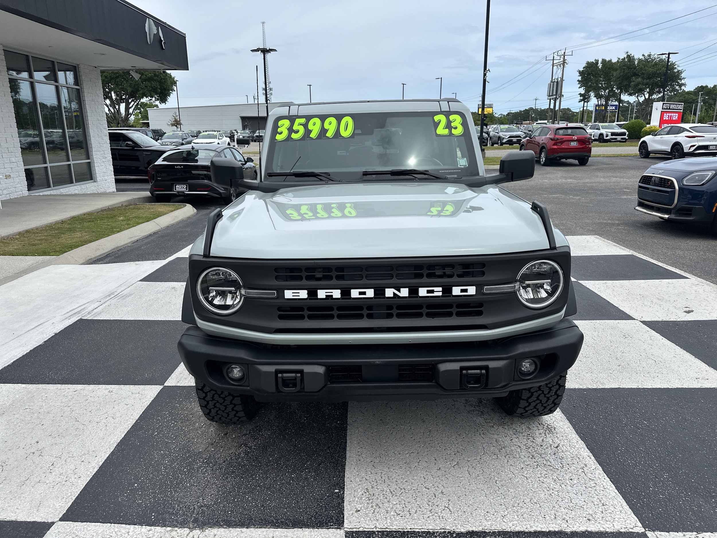 Vehicle Image 2