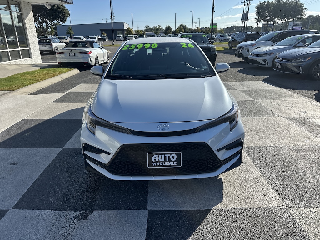 Used 2026 Toyota Corolla SE Sedan