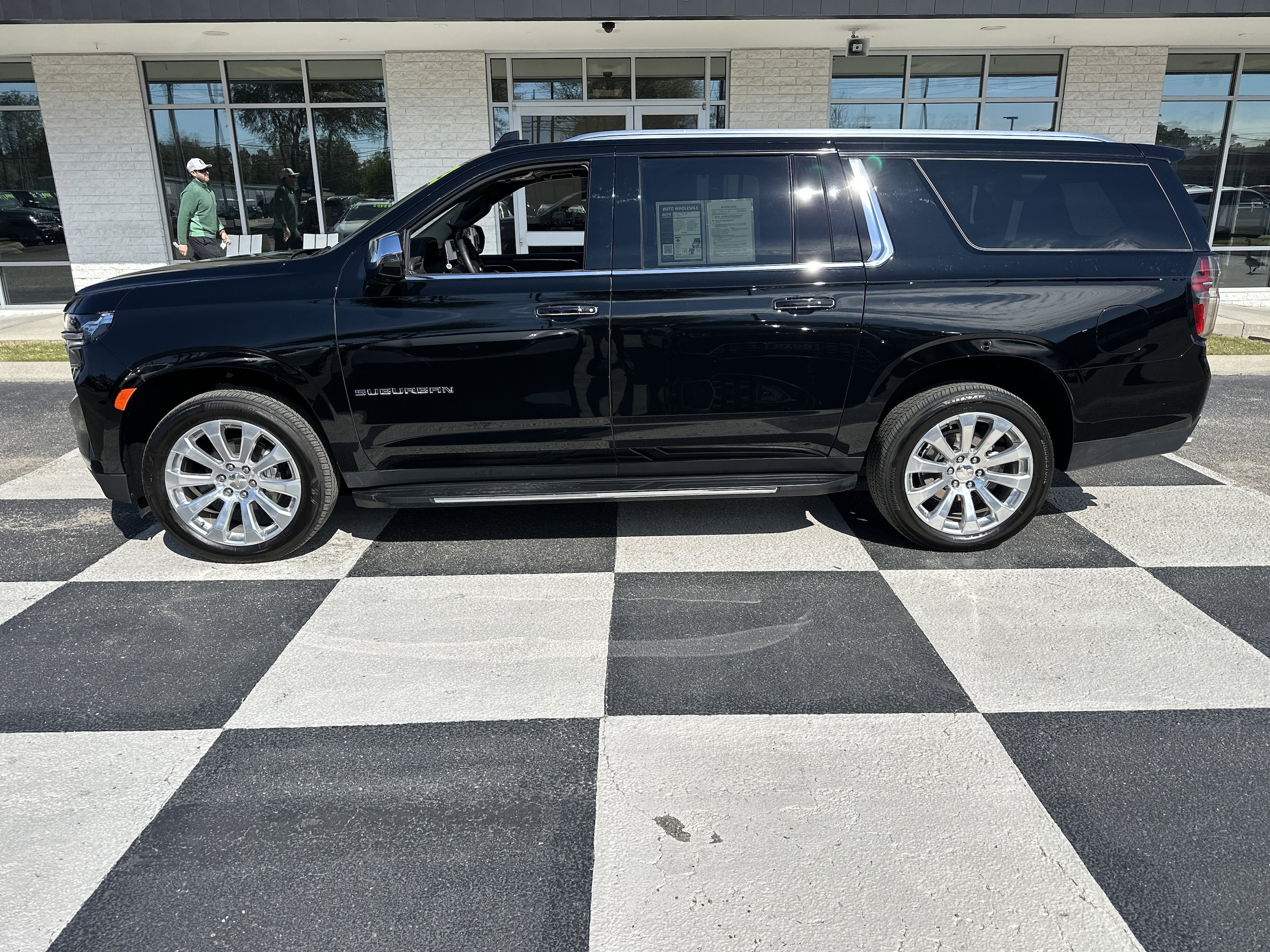 2023 Chevrolet Suburban Premier