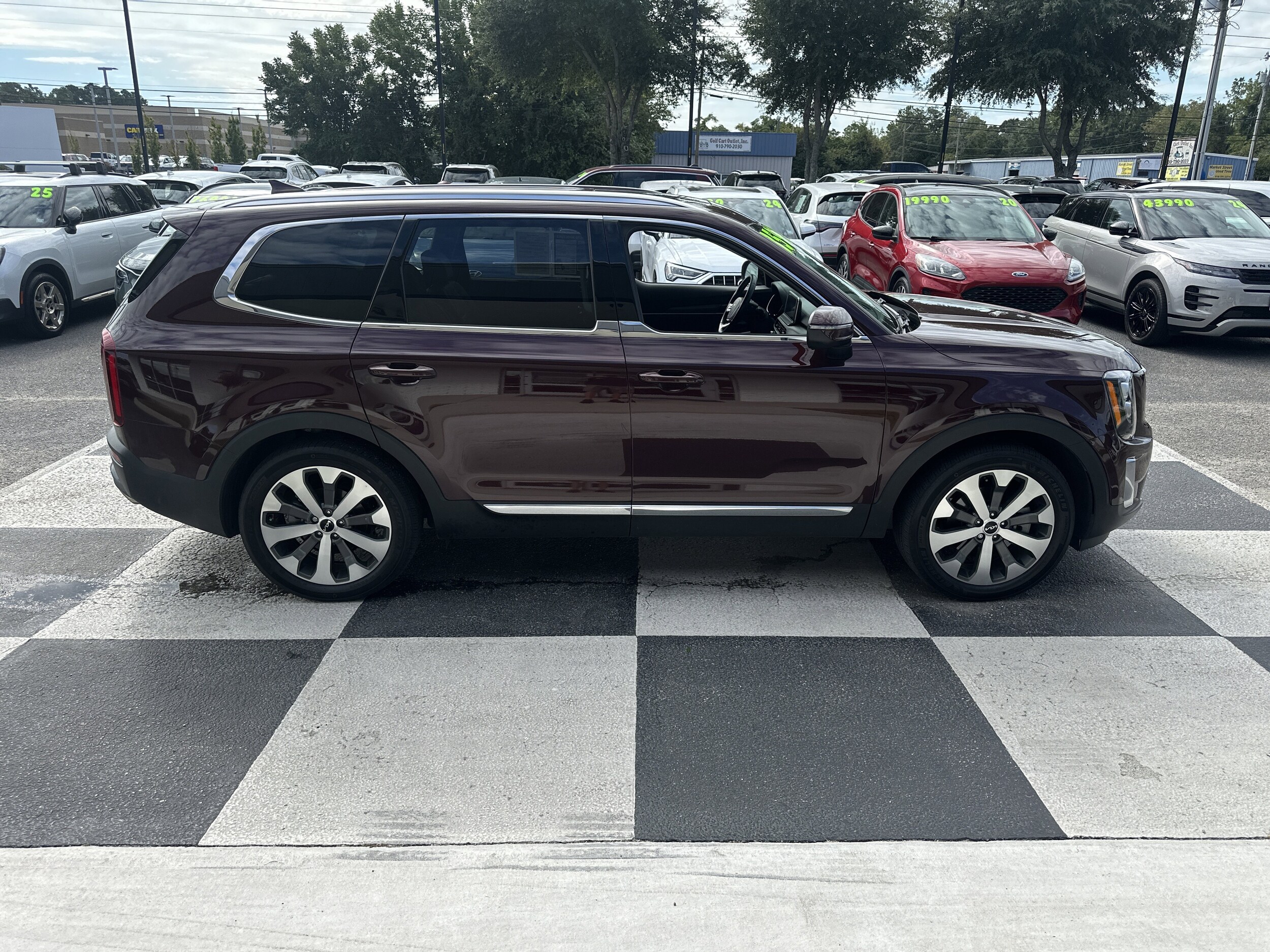 2022 Kia Telluride EX photo 3