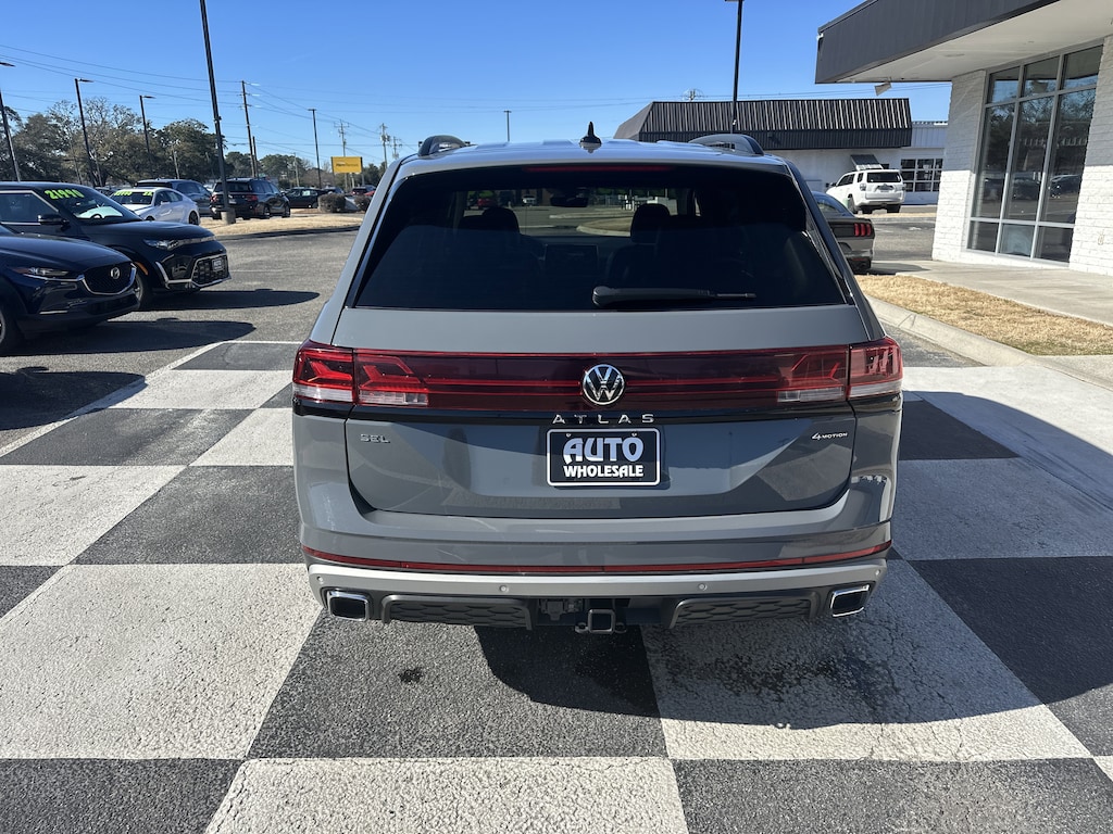 Used 2024 Volkswagen Atlas 2.0T Peak Edition SEL SUV
