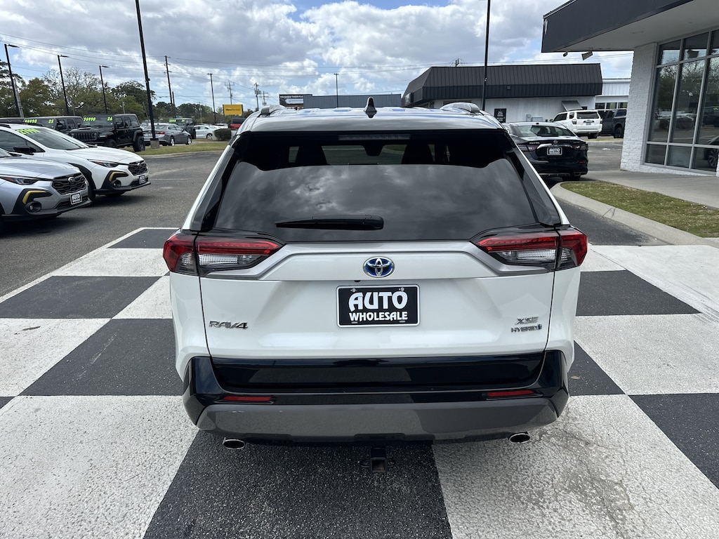 Used 2019 Toyota RAV4 Hybrid XSE SUV