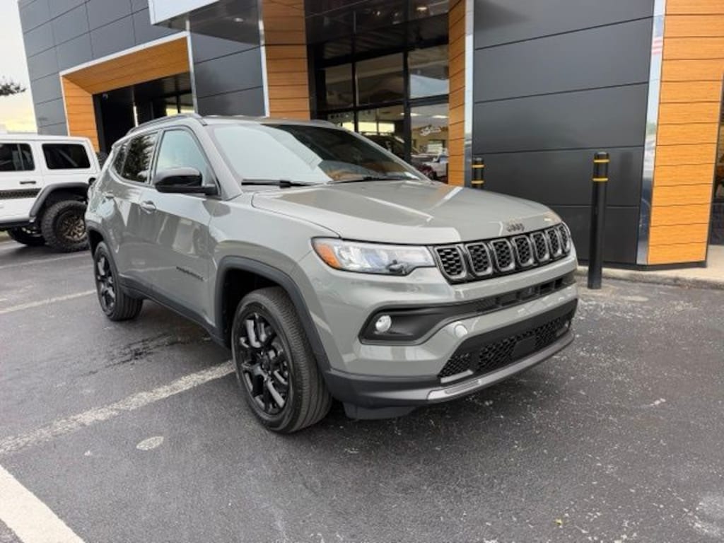 New 2026 Jeep Compass Latitude Altitude 4X4 SUV