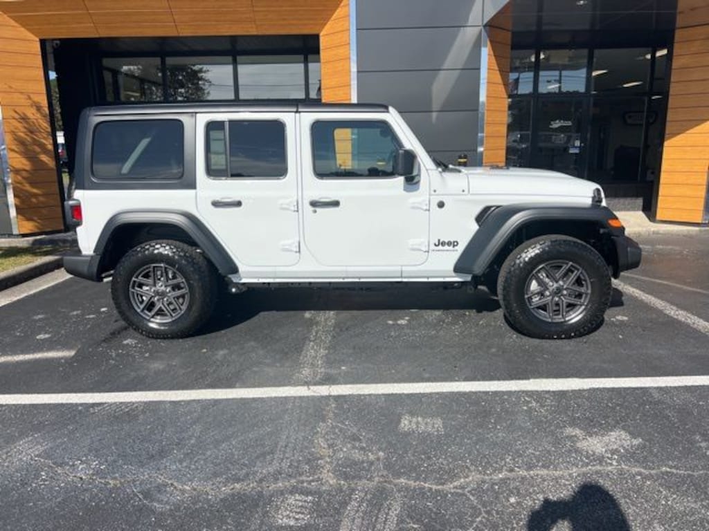 New 2026 Jeep Wrangler Sport S 4X4 SUV