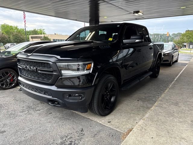 2022 RAM 1500 Big Horn/Lone Star 4x4 Crew Cab 5'7's photo