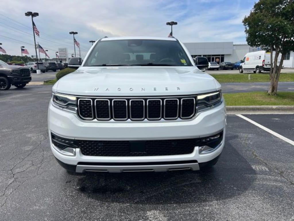 Used 2024 Jeep Wagoneer Series II SUV