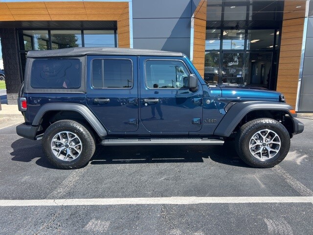 2025 Jeep Wrangler Sport S photo 2
