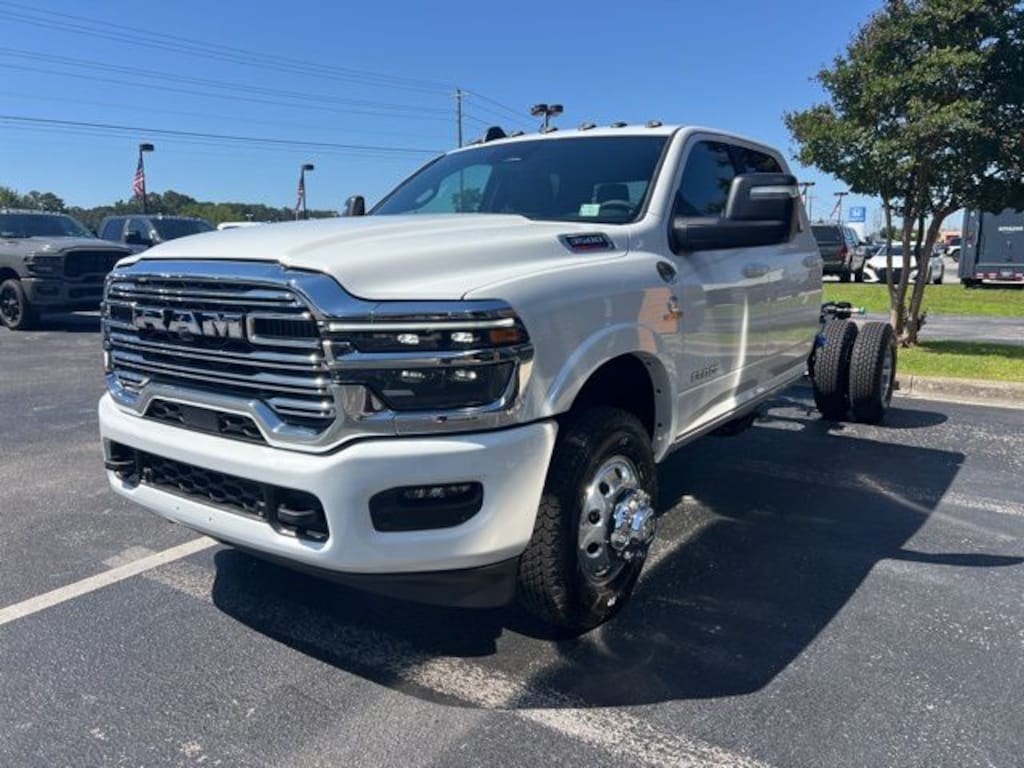 New 2026 Ram 3500 Chassis Cab Big Horn 4X4 Crew Cab