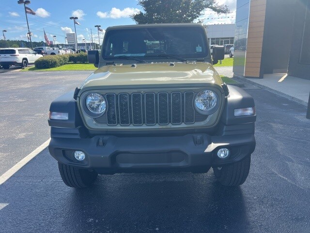 2025 Jeep Wrangler Sport S photo 3