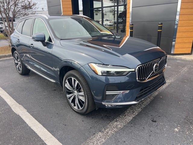 2022 Volvo XC60 Inscription's photo