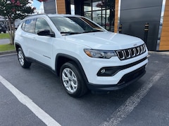 2025 Jeep Compass Latitude 4X4 SUV