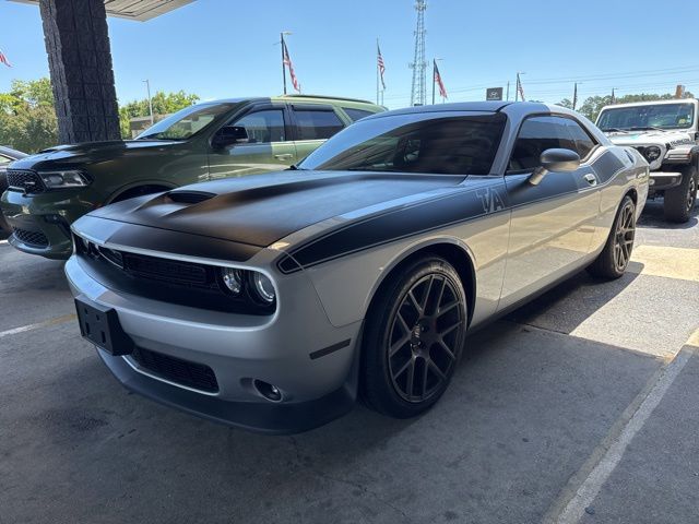 2019 Dodge Challenger R/T's photo