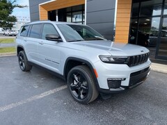 2025 Jeep Grand Cherokee L Limited 4X4 SUV