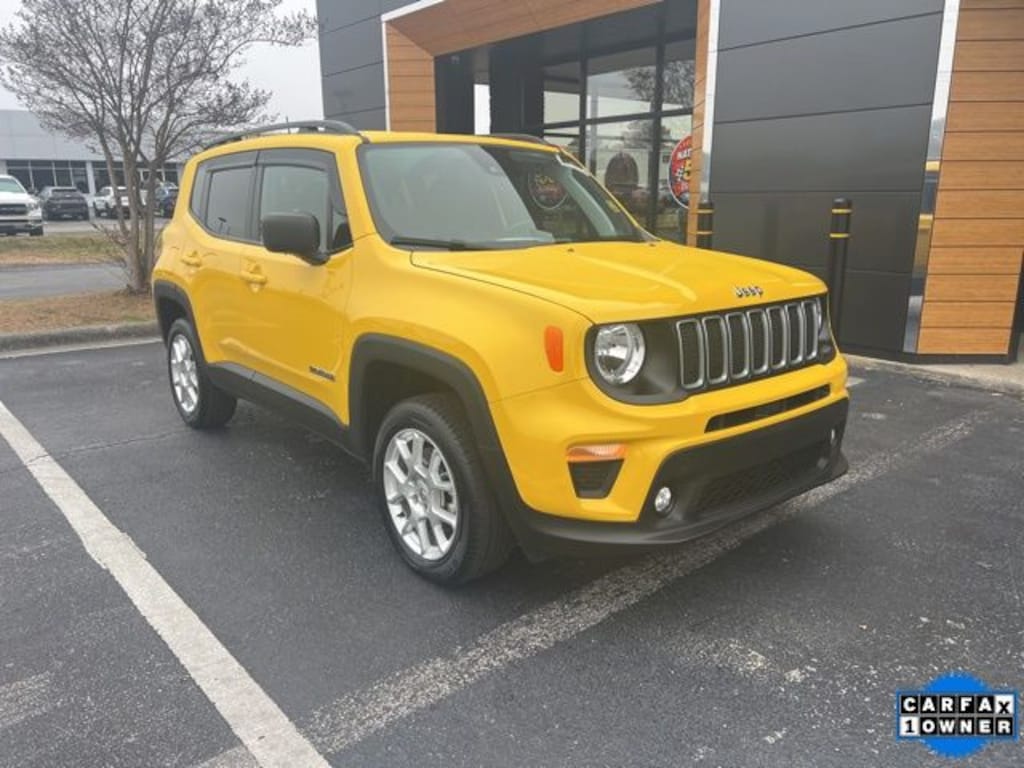 Used 2023 Jeep Renegade Latitude SUV