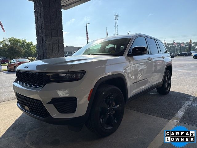 2023 Jeep Grand Cherokee Altitude X 4x4's photo