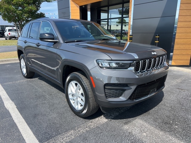 2025 Jeep Grand Cherokee Laredo X RWD